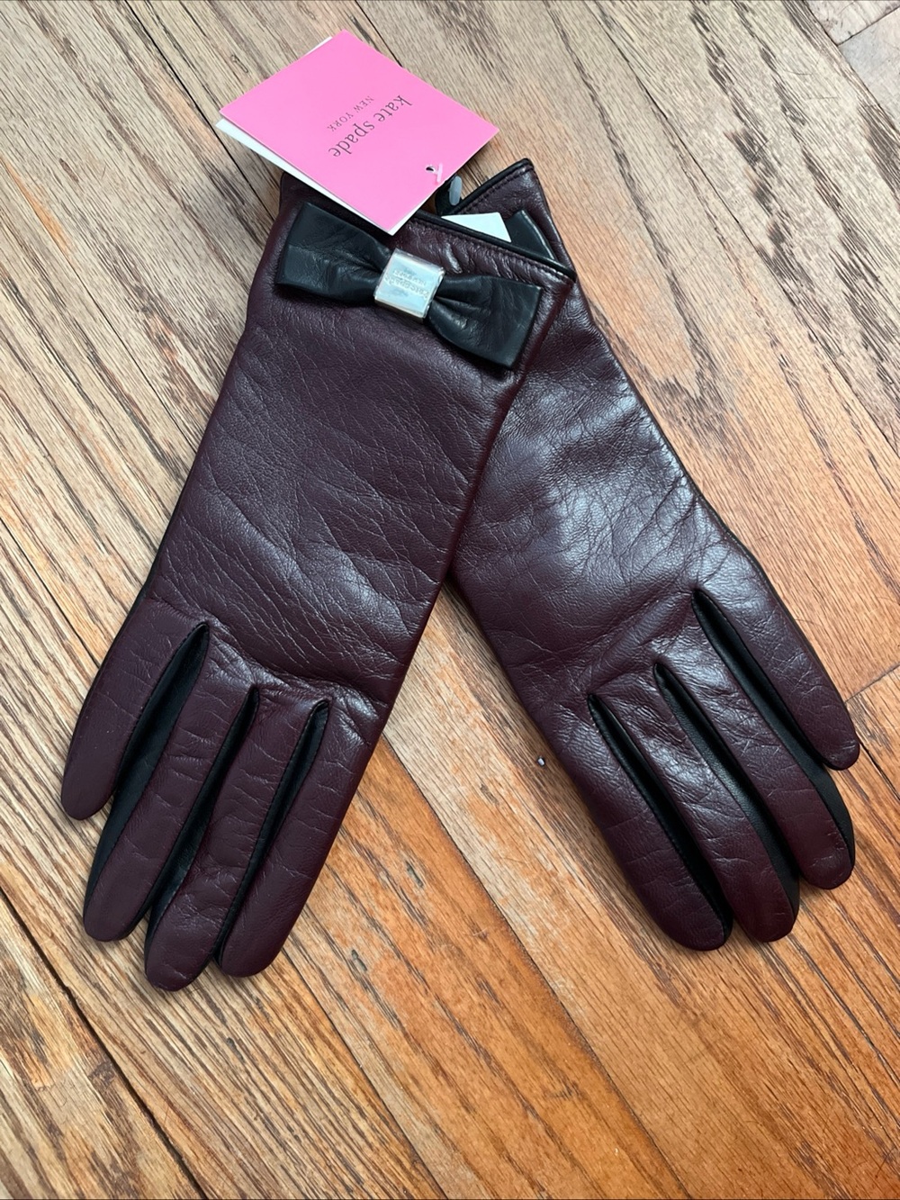 NWT kate spade Women's Bow Trim Leather Gloves - Burgundy Sz:S Old Money Classic